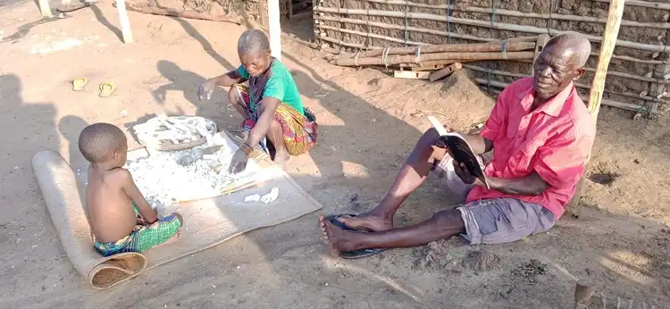 Indivaikila ngwengwe kulipudya lilove nalikola lyako